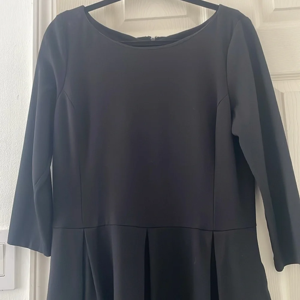 Banana Republic Black A-Line Dress 3/4 Sleeve Crew Neck - Picture 3 of 8